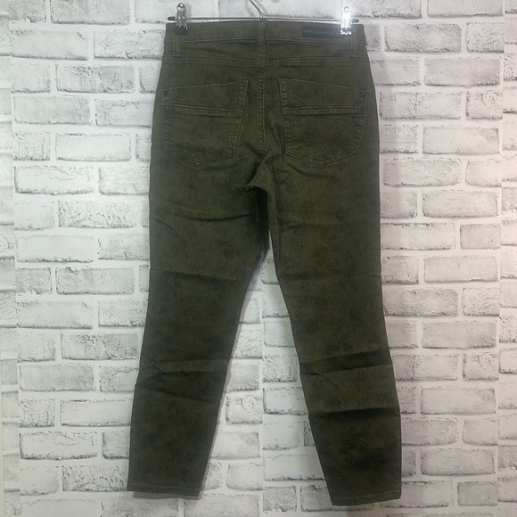 Rock & Republic Kashmiere Crop Jeans 6 - Picture 2 of 10